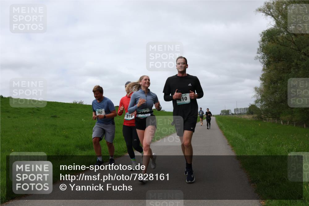 04.05.2025 - 8. Wedeler Halbmarathon Yannick Fuchs http://msf.ph/oto/7828161 04.05.2025 11:58:45 Laufen 797, 819, 10 meine-sportfotos.de