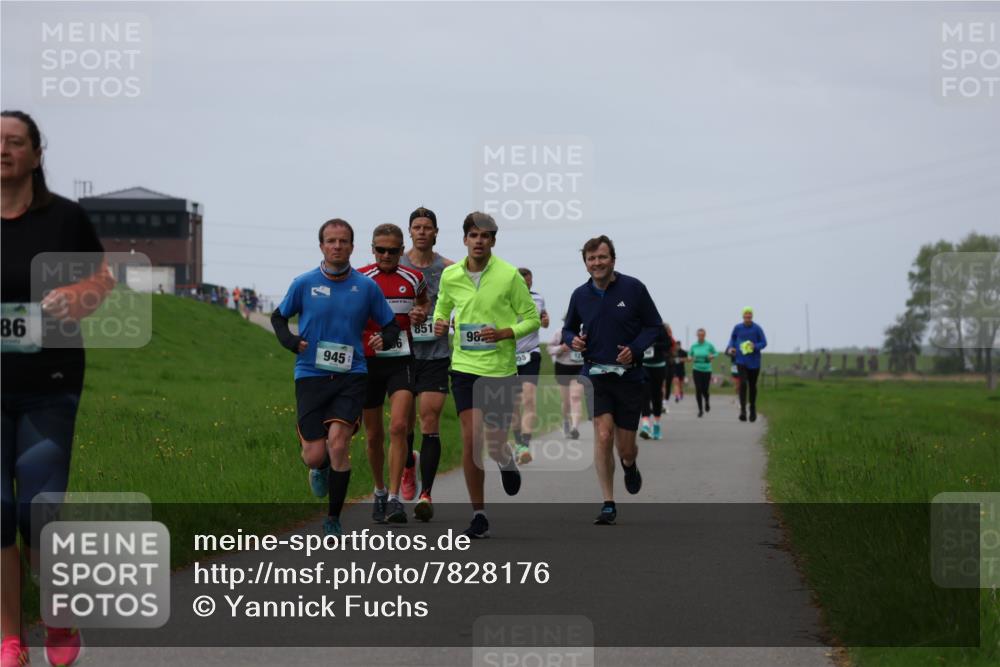 04.05.2025 - 8. Wedeler Halbmarathon Yannick Fuchs http://msf.ph/oto/7828176 04.05.2025 11:35:02 Laufen 86, 945, 851, 98, 55 meine-sportfotos.de