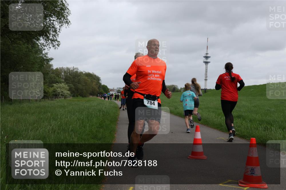 04.05.2025 - 8. Wedeler Halbmarathon Yannick Fuchs http://msf.ph/oto/7828188 04.05.2025 11:15:48 Laufen 784 meine-sportfotos.de