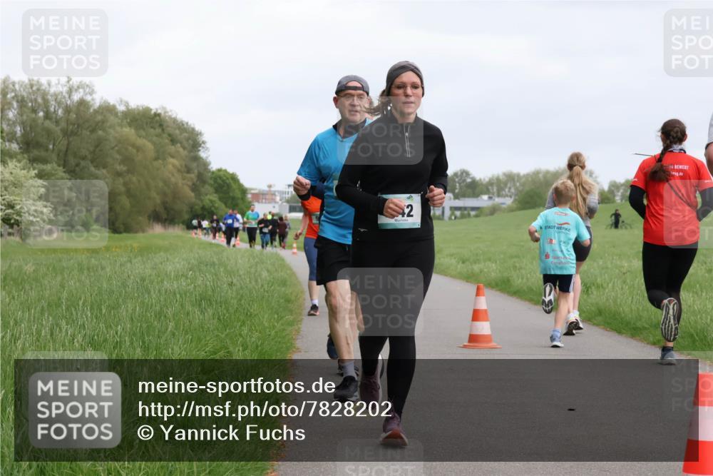 04.05.2025 - 8. Wedeler Halbmarathon Yannick Fuchs http://msf.ph/oto/7828202 04.05.2025 11:15:49 Laufen 2 meine-sportfotos.de