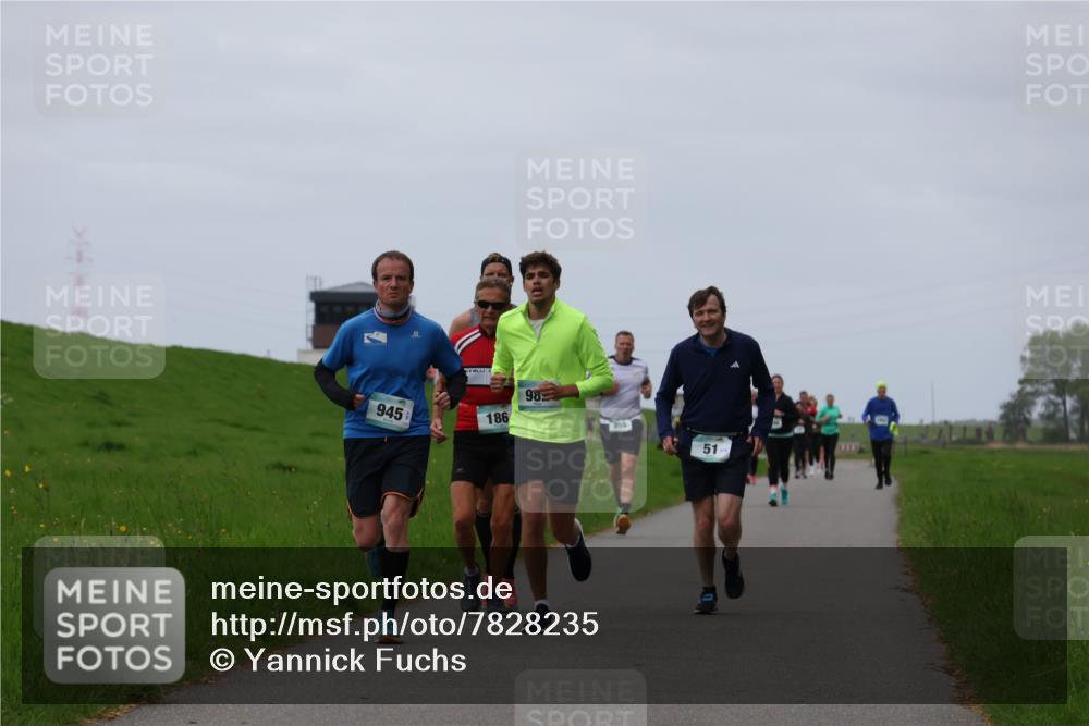 04.05.2025 - 8. Wedeler Halbmarathon Yannick Fuchs http://msf.ph/oto/7828235 04.05.2025 11:35:05 Laufen 945, 186, 98, 51 meine-sportfotos.de