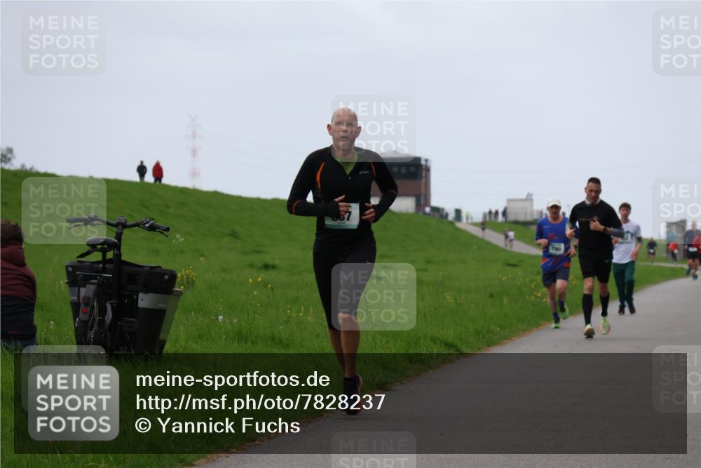 04.05.2025 - 8. Wedeler Halbmarathon Yannick Fuchs http://msf.ph/oto/7828237 04.05.2025 11:15:54 Laufen  meine-sportfotos.de