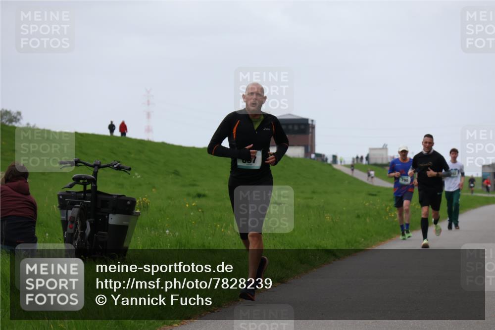 04.05.2025 - 8. Wedeler Halbmarathon Yannick Fuchs http://msf.ph/oto/7828239 04.05.2025 11:15:54 Laufen 790 meine-sportfotos.de