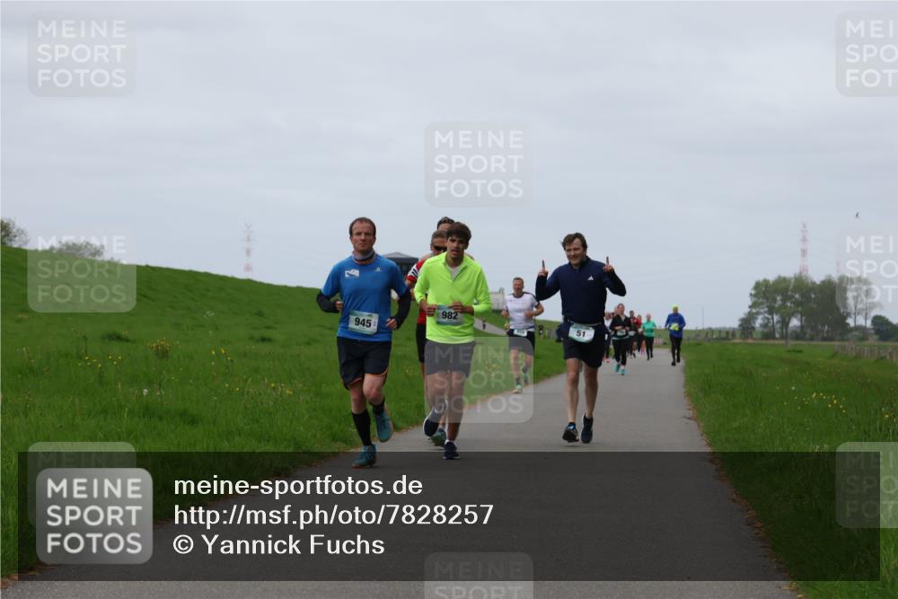 04.05.2025 - 8. Wedeler Halbmarathon Yannick Fuchs http://msf.ph/oto/7828257 04.05.2025 11:35:06 Laufen 945, 982, 51 meine-sportfotos.de