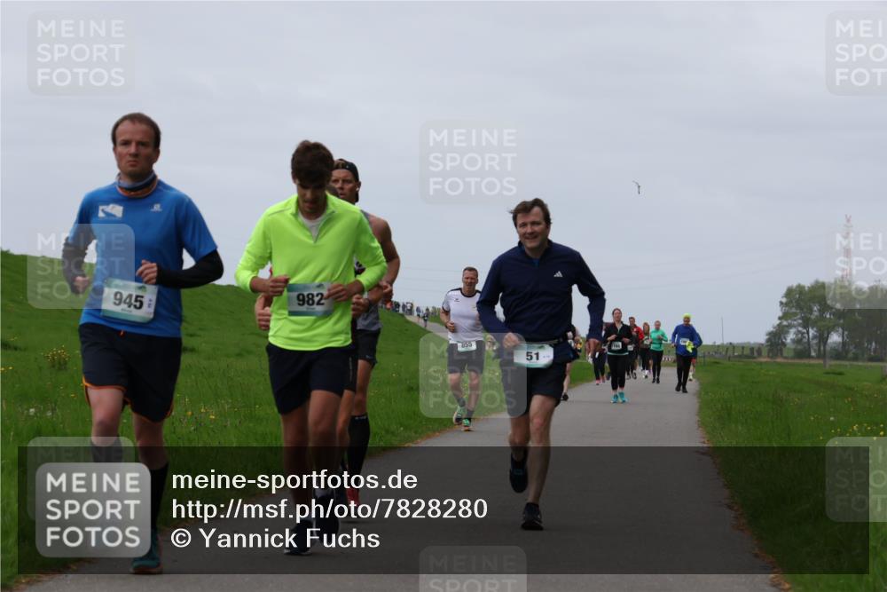 04.05.2025 - 8. Wedeler Halbmarathon Yannick Fuchs http://msf.ph/oto/7828280 04.05.2025 11:35:08 Laufen 945, 982, 855, 51 meine-sportfotos.de