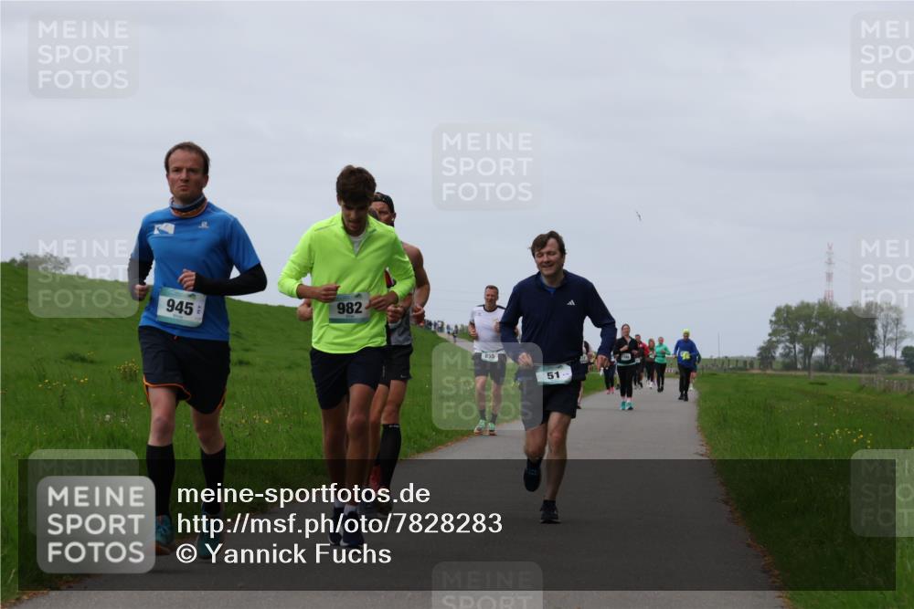 04.05.2025 - 8. Wedeler Halbmarathon Yannick Fuchs http://msf.ph/oto/7828283 04.05.2025 11:35:08 Laufen 945, 982, 855, 51 meine-sportfotos.de