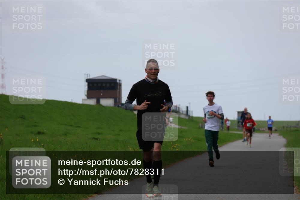 04.05.2025 - 8. Wedeler Halbmarathon Yannick Fuchs http://msf.ph/oto/7828311 04.05.2025 11:15:58 Laufen 22 meine-sportfotos.de