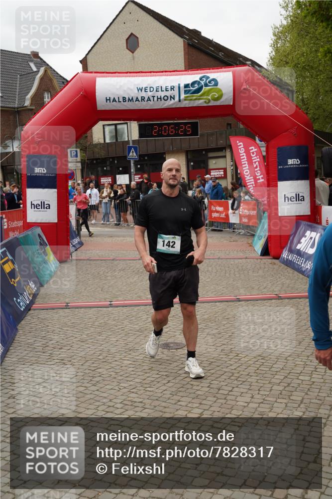 04.05.2025 - 8. Wedeler Halbmarathon Felixshl http://msf.ph/oto/7828317 04.05.2025 12:06:23 Ziel 142, 200, 431 meine-sportfotos.de