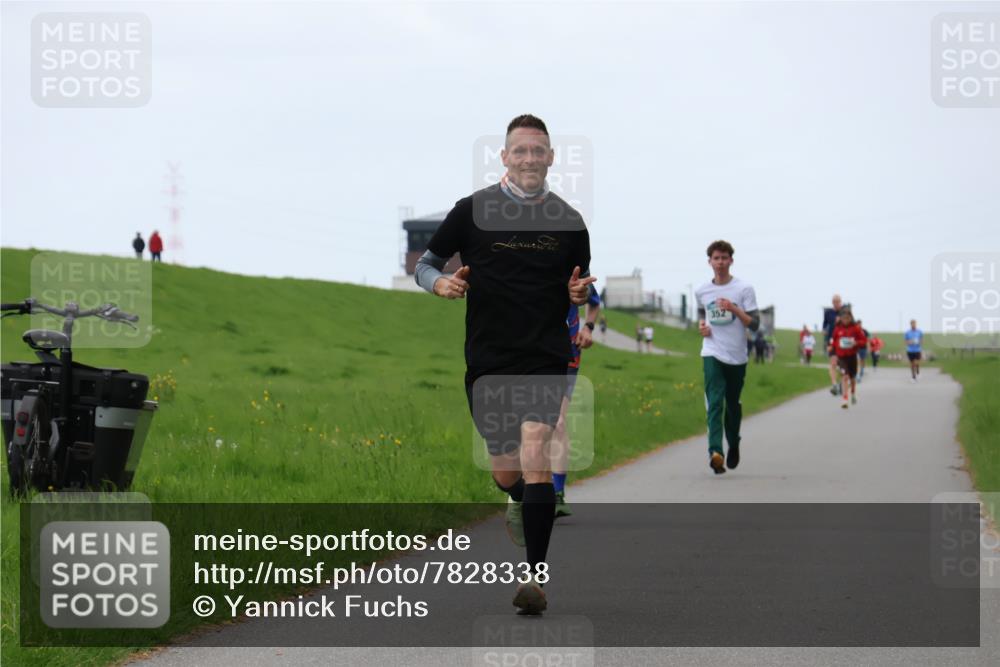 04.05.2025 - 8. Wedeler Halbmarathon Yannick Fuchs http://msf.ph/oto/7828338 04.05.2025 11:16:00 Laufen  meine-sportfotos.de
