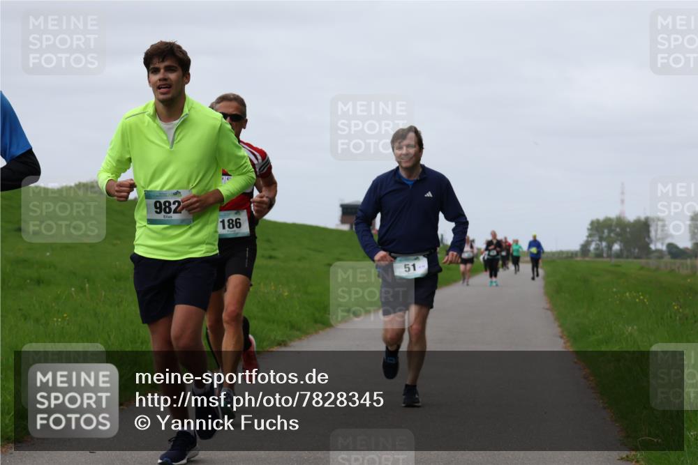 04.05.2025 - 8. Wedeler Halbmarathon Yannick Fuchs http://msf.ph/oto/7828345 04.05.2025 11:35:10 Laufen 982, 186, 51 meine-sportfotos.de