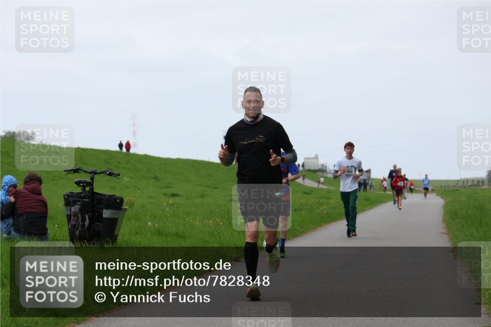 04.05.2025 - 8. Wedeler Halbmarathon Yannick Fuchs http://msf.ph/oto/7828348 04.05.2025 11:16:00 Laufen 352 meine-sportfotos.de