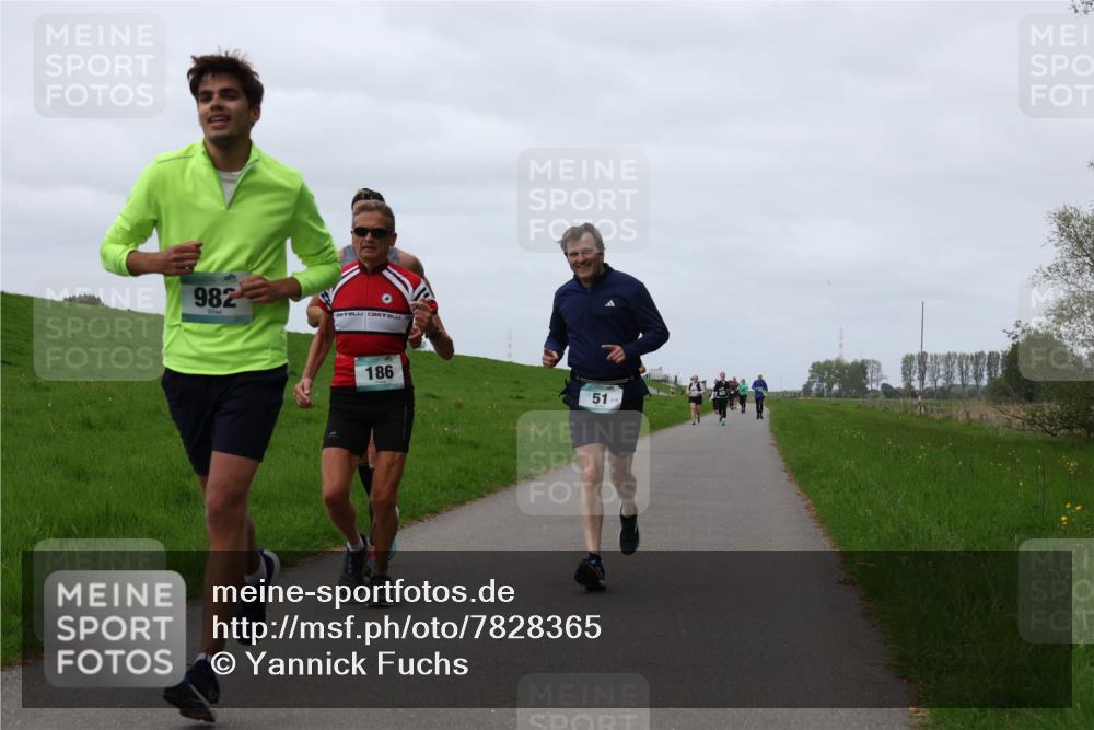 04.05.2025 - 8. Wedeler Halbmarathon Yannick Fuchs http://msf.ph/oto/7828365 04.05.2025 11:35:11 Laufen 982, 186, 51 meine-sportfotos.de