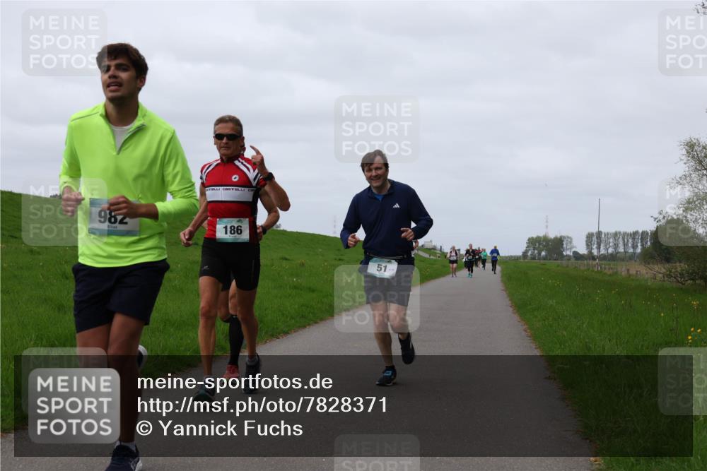 04.05.2025 - 8. Wedeler Halbmarathon Yannick Fuchs http://msf.ph/oto/7828371 04.05.2025 11:35:11 Laufen 982, 186, 51 meine-sportfotos.de