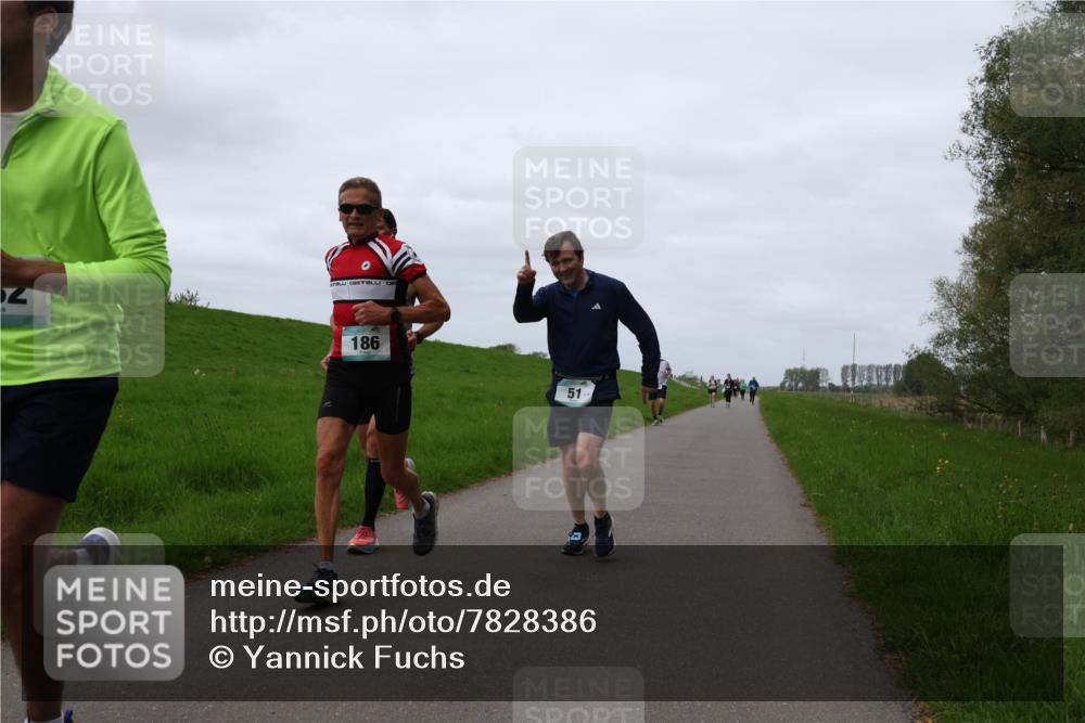 04.05.2025 - 8. Wedeler Halbmarathon Yannick Fuchs http://msf.ph/oto/7828386 04.05.2025 11:35:12 Laufen 2, 186, 51 meine-sportfotos.de