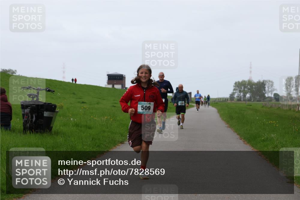 04.05.2025 - 8. Wedeler Halbmarathon Yannick Fuchs http://msf.ph/oto/7828569 04.05.2025 11:16:18 Laufen 509, 1038 meine-sportfotos.de