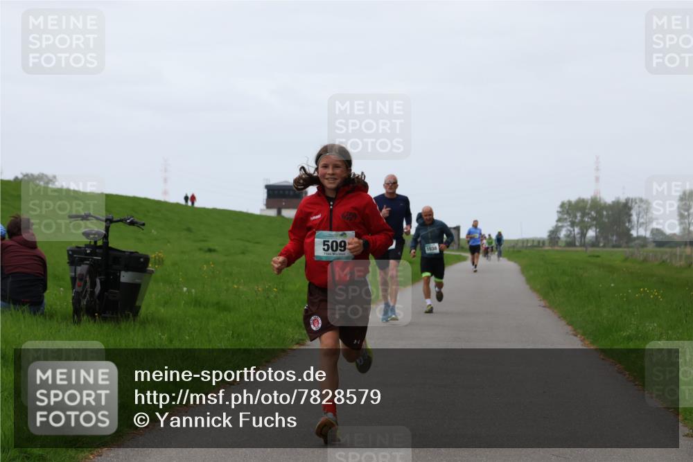 04.05.2025 - 8. Wedeler Halbmarathon Yannick Fuchs http://msf.ph/oto/7828579 04.05.2025 11:16:18 Laufen 509, 1038, 10 meine-sportfotos.de