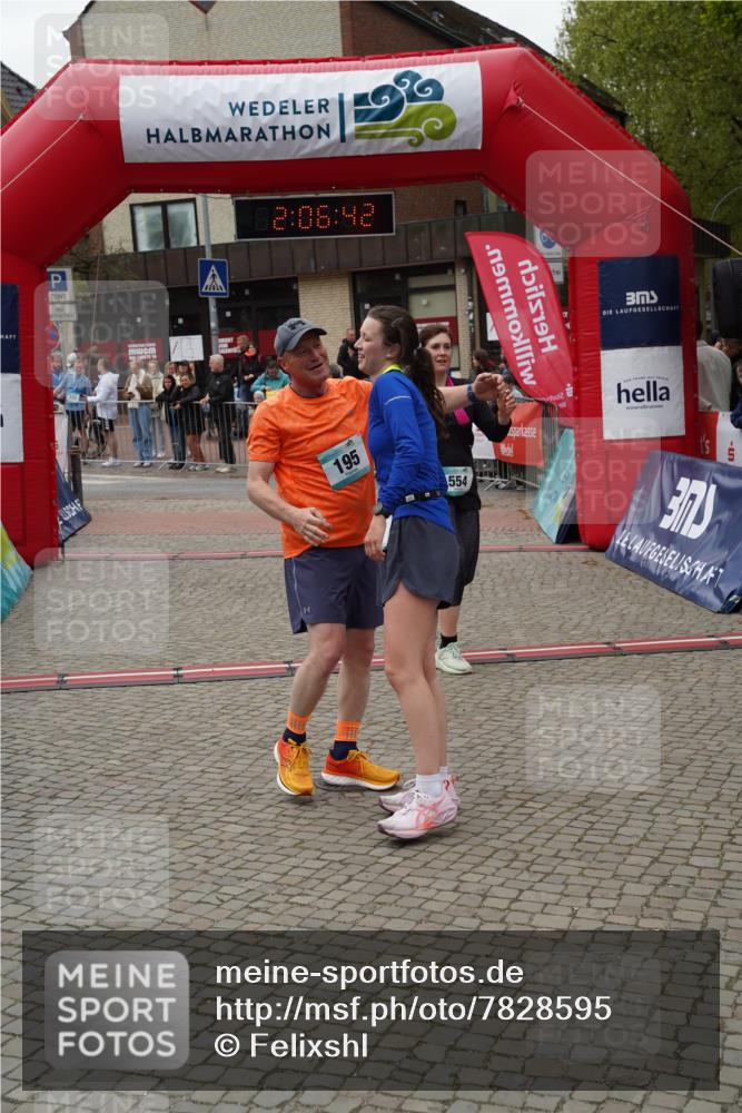 04.05.2025 - 8. Wedeler Halbmarathon Felixshl http://msf.ph/oto/7828595 04.05.2025 12:06:40 Ziel 192, 195, 554 meine-sportfotos.de