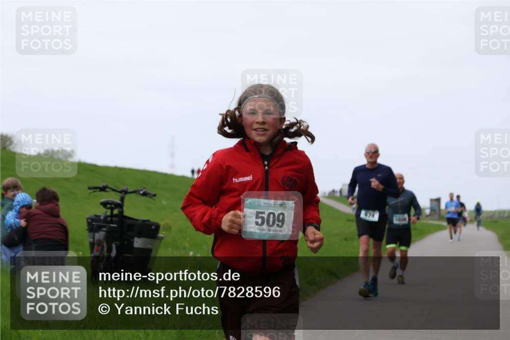 04.05.2025 - 8. Wedeler Halbmarathon Yannick Fuchs http://msf.ph/oto/7828596 04.05.2025 11:16:19 Laufen 509, 574, 1038 meine-sportfotos.de