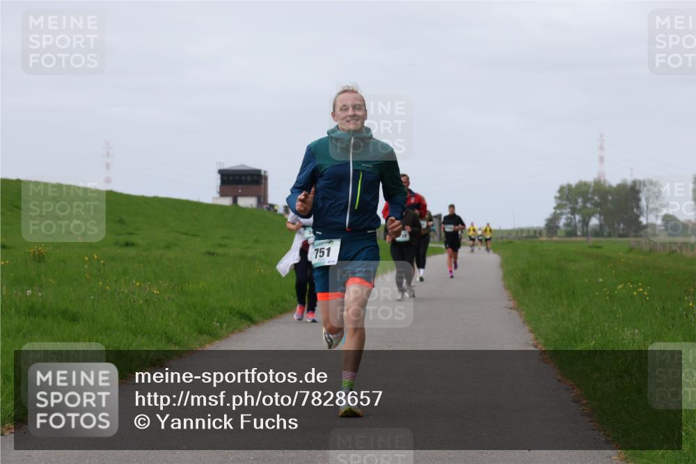 04.05.2025 - 8. Wedeler Halbmarathon Yannick Fuchs http://msf.ph/oto/7828657 04.05.2025 11:35:36 Laufen 751, 874 meine-sportfotos.de