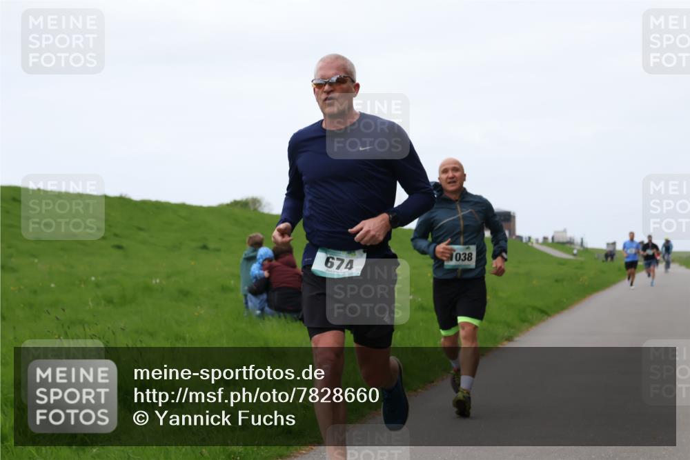 04.05.2025 - 8. Wedeler Halbmarathon Yannick Fuchs http://msf.ph/oto/7828660 04.05.2025 11:16:24 Laufen 674, 1038 meine-sportfotos.de