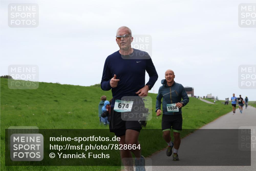 04.05.2025 - 8. Wedeler Halbmarathon Yannick Fuchs http://msf.ph/oto/7828664 04.05.2025 11:16:24 Laufen 674, 1038 meine-sportfotos.de