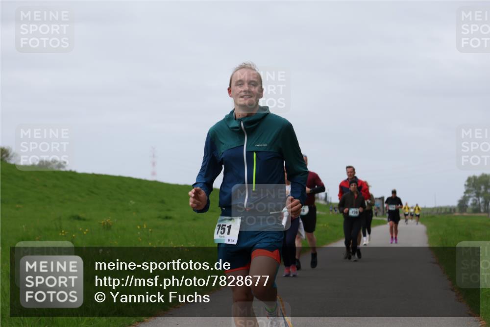 04.05.2025 - 8. Wedeler Halbmarathon Yannick Fuchs http://msf.ph/oto/7828677 04.05.2025 11:35:38 Laufen 751, 74 meine-sportfotos.de