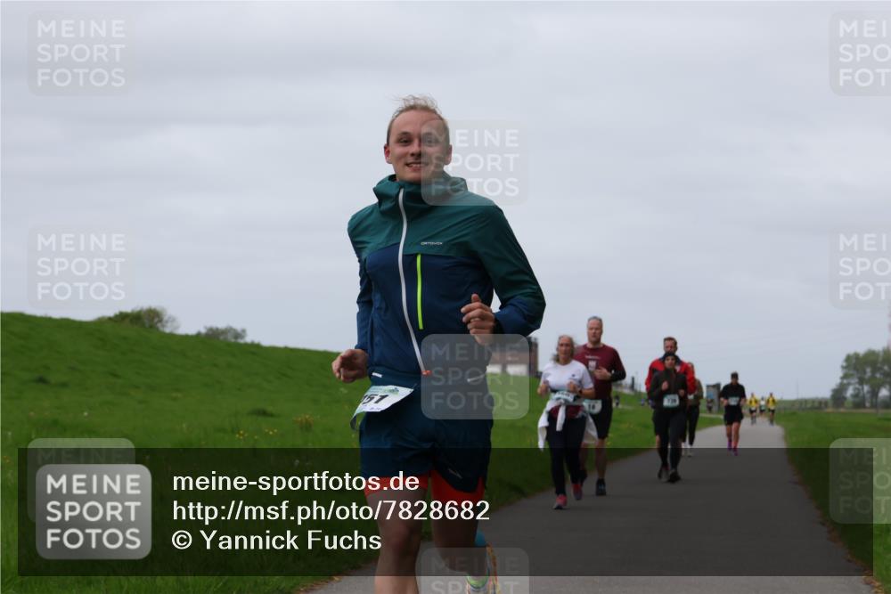 04.05.2025 - 8. Wedeler Halbmarathon Yannick Fuchs http://msf.ph/oto/7828682 04.05.2025 11:35:38 Laufen 157 meine-sportfotos.de