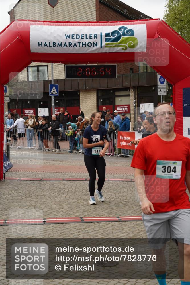 04.05.2025 - 8. Wedeler Halbmarathon Felixshl http://msf.ph/oto/7828776 04.05.2025 12:06:52 Ziel 304, 329, 515, 976 meine-sportfotos.de