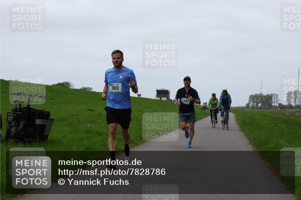 04.05.2025 - 8. Wedeler Halbmarathon Yannick Fuchs http://msf.ph/oto/7828786 04.05.2025 11:16:35 Laufen 303, 1181 meine-sportfotos.de