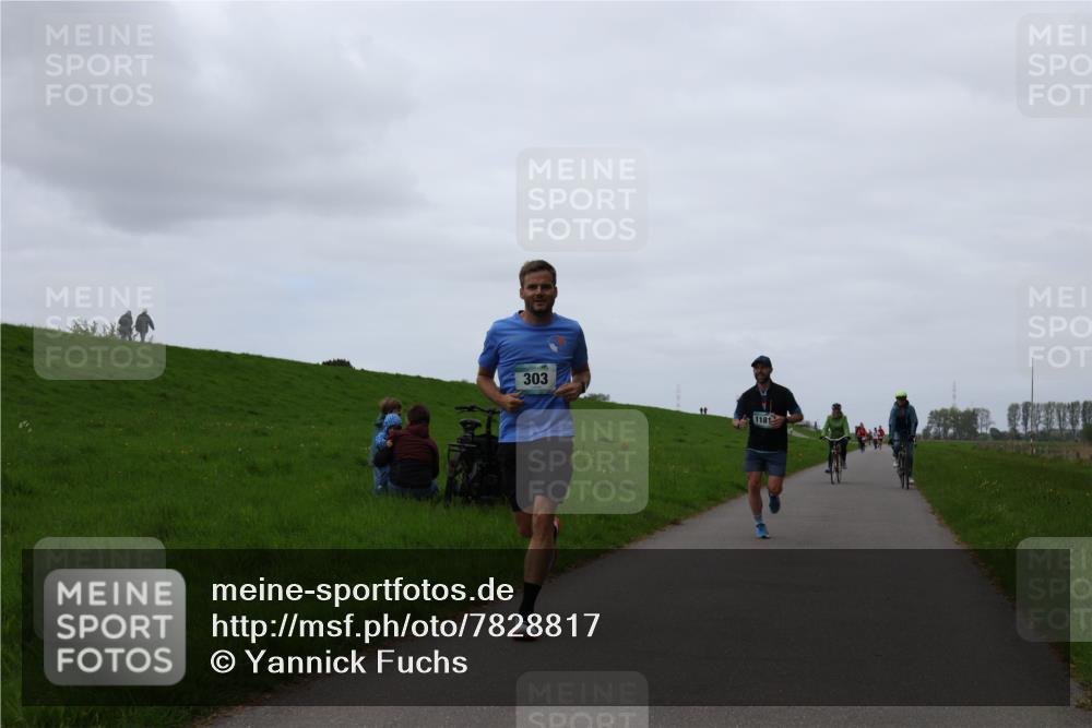 04.05.2025 - 8. Wedeler Halbmarathon Yannick Fuchs http://msf.ph/oto/7828817 04.05.2025 11:16:36 Laufen 303, 1181 meine-sportfotos.de