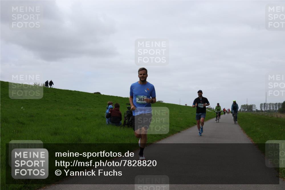 04.05.2025 - 8. Wedeler Halbmarathon Yannick Fuchs http://msf.ph/oto/7828820 04.05.2025 11:16:36 Laufen 303, 1181 meine-sportfotos.de