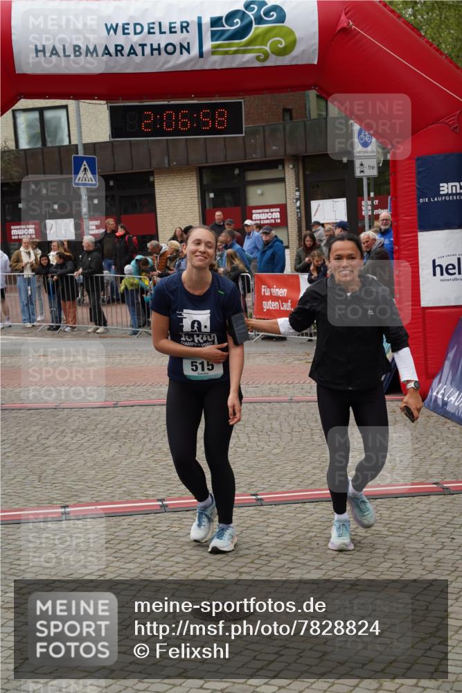 04.05.2025 - 8. Wedeler Halbmarathon Felixshl http://msf.ph/oto/7828824 04.05.2025 12:06:56 Ziel 515, 976 meine-sportfotos.de