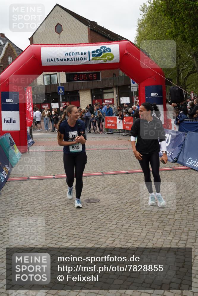 04.05.2025 - 8. Wedeler Halbmarathon Felixshl http://msf.ph/oto/7828855 04.05.2025 12:06:57 Ziel 515, 976 meine-sportfotos.de