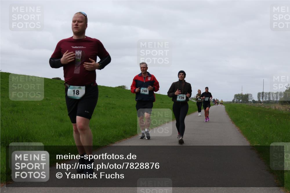 04.05.2025 - 8. Wedeler Halbmarathon Yannick Fuchs http://msf.ph/oto/7828876 04.05.2025 11:35:48 Laufen 18, 740, 739, 1159 meine-sportfotos.de