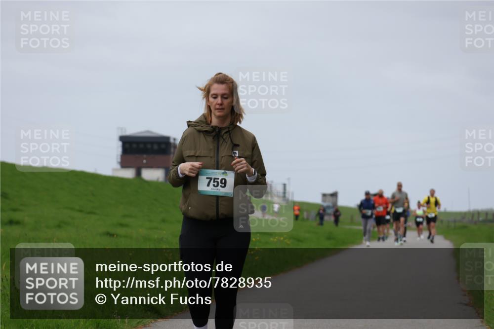 04.05.2025 - 8. Wedeler Halbmarathon Yannick Fuchs http://msf.ph/oto/7828935 04.05.2025 11:35:53 Laufen 759 meine-sportfotos.de