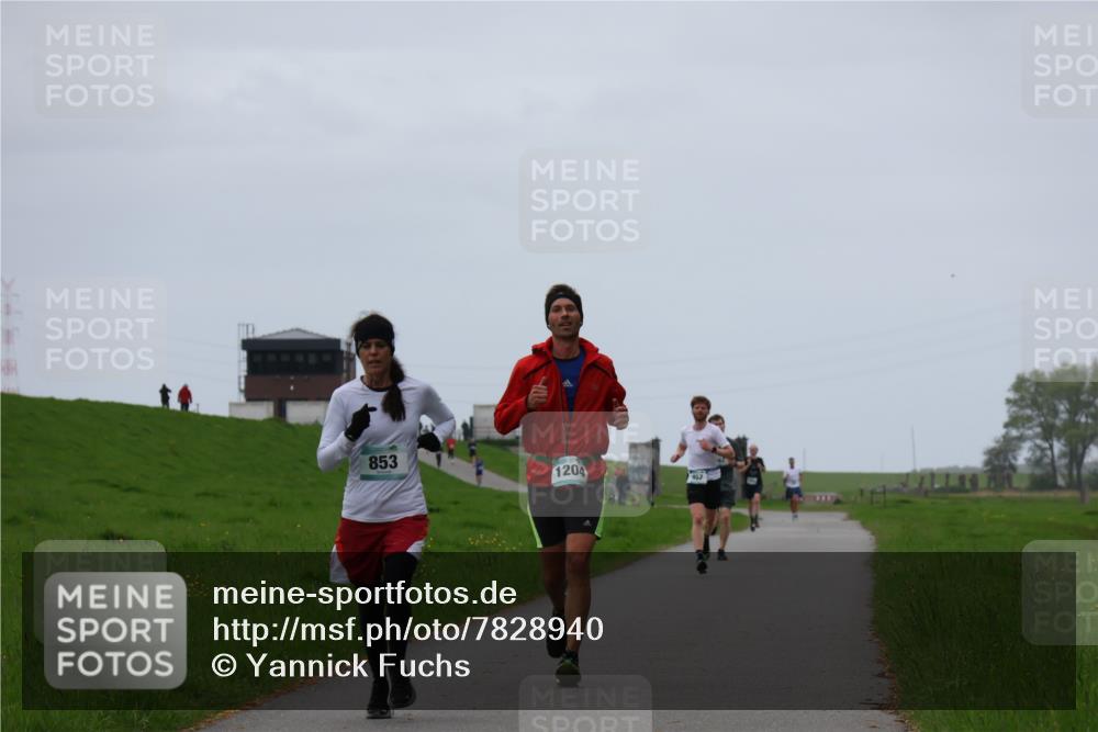 04.05.2025 - 8. Wedeler Halbmarathon Yannick Fuchs http://msf.ph/oto/7828940 04.05.2025 11:17:00 Laufen 853, 1204, 967 meine-sportfotos.de