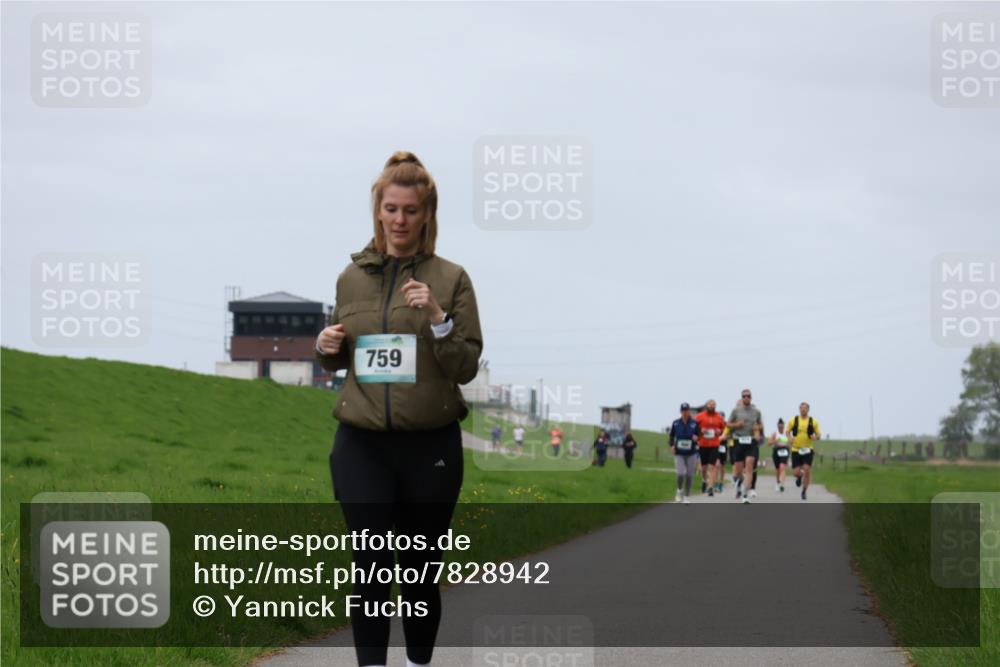 04.05.2025 - 8. Wedeler Halbmarathon Yannick Fuchs http://msf.ph/oto/7828942 04.05.2025 11:35:53 Laufen 759 meine-sportfotos.de