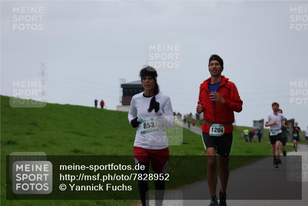 04.05.2025 - 8. Wedeler Halbmarathon Yannick Fuchs http://msf.ph/oto/7828952 04.05.2025 11:17:01 Laufen 4, 853, 1204 meine-sportfotos.de
