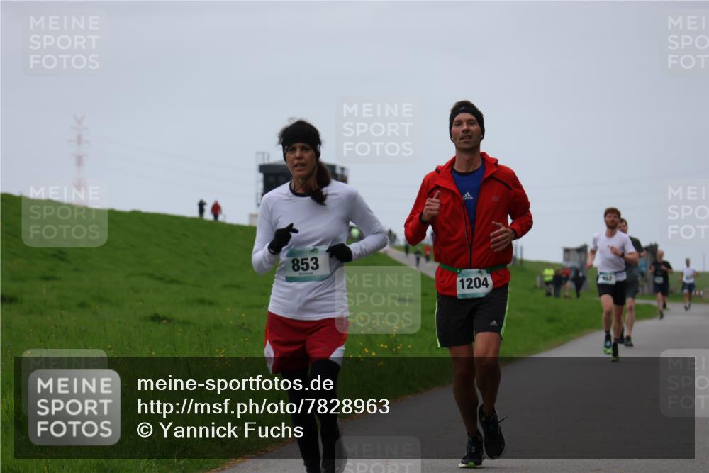 04.05.2025 - 8. Wedeler Halbmarathon Yannick Fuchs http://msf.ph/oto/7828963 04.05.2025 11:17:01 Laufen 853, 1204 meine-sportfotos.de