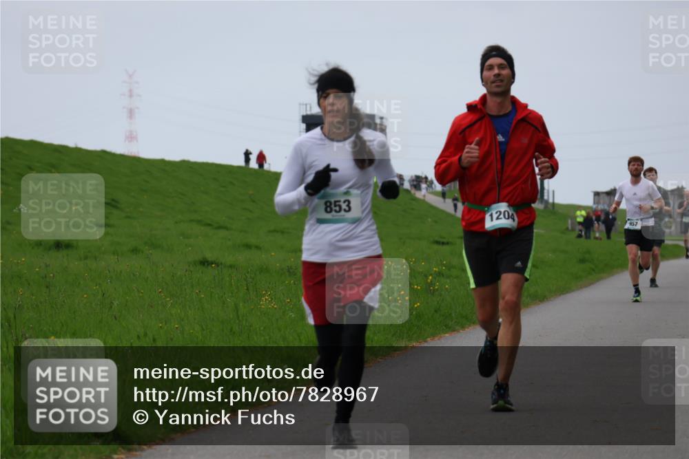 04.05.2025 - 8. Wedeler Halbmarathon Yannick Fuchs http://msf.ph/oto/7828967 04.05.2025 11:17:01 Laufen 853, 1204, 957 meine-sportfotos.de