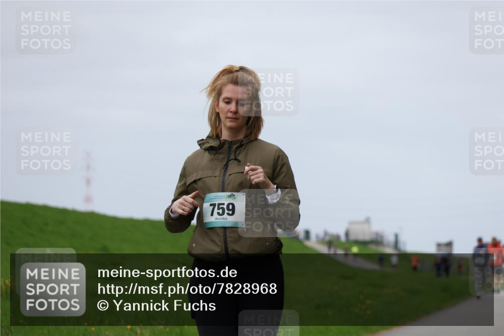 04.05.2025 - 8. Wedeler Halbmarathon Yannick Fuchs http://msf.ph/oto/7828968 04.05.2025 11:35:55 Laufen 759 meine-sportfotos.de