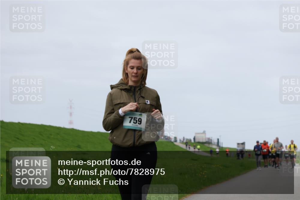 04.05.2025 - 8. Wedeler Halbmarathon Yannick Fuchs http://msf.ph/oto/7828975 04.05.2025 11:35:55 Laufen 759 meine-sportfotos.de
