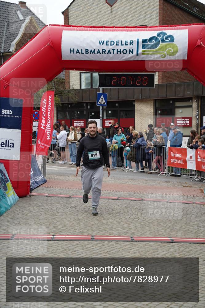 04.05.2025 - 8. Wedeler Halbmarathon Felixshl http://msf.ph/oto/7828977 04.05.2025 12:07:26 Ziel 915 meine-sportfotos.de