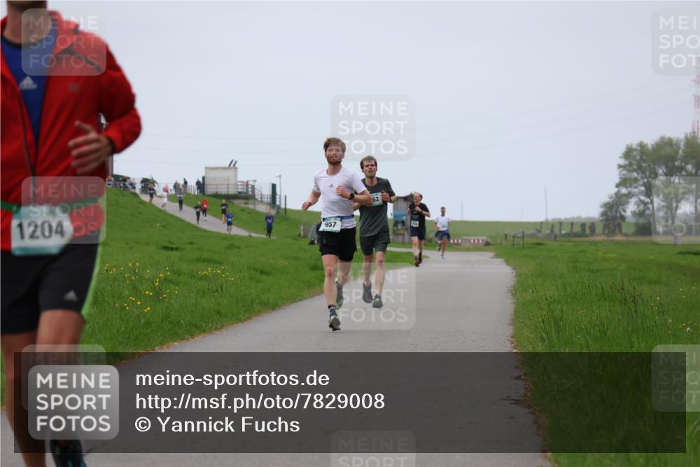 04.05.2025 - 8. Wedeler Halbmarathon Yannick Fuchs http://msf.ph/oto/7829008 04.05.2025 11:17:04 Laufen 1204, 957, 62 meine-sportfotos.de