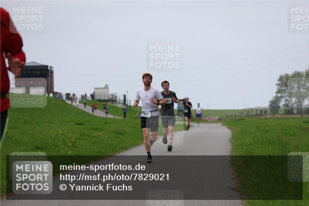 04.05.2025 - 8. Wedeler Halbmarathon Yannick Fuchs http://msf.ph/oto/7829021 04.05.2025 11:17:05 Laufen 957, 62 meine-sportfotos.de