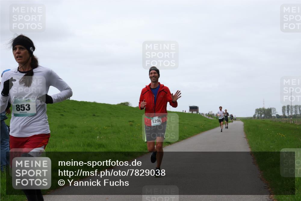 04.05.2025 - 8. Wedeler Halbmarathon Yannick Fuchs http://msf.ph/oto/7829038 04.05.2025 11:17:06 Laufen 853, 1204 meine-sportfotos.de