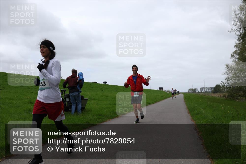 04.05.2025 - 8. Wedeler Halbmarathon Yannick Fuchs http://msf.ph/oto/7829054 04.05.2025 11:17:06 Laufen 853, 1204 meine-sportfotos.de