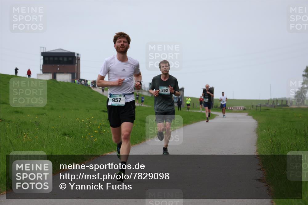 04.05.2025 - 8. Wedeler Halbmarathon Yannick Fuchs http://msf.ph/oto/7829098 04.05.2025 11:17:08 Laufen 957, 862 meine-sportfotos.de