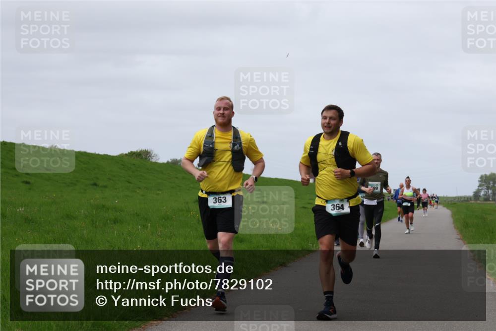 04.05.2025 - 8. Wedeler Halbmarathon Yannick Fuchs http://msf.ph/oto/7829102 04.05.2025 11:36:21 Laufen 363, 364, 99 meine-sportfotos.de