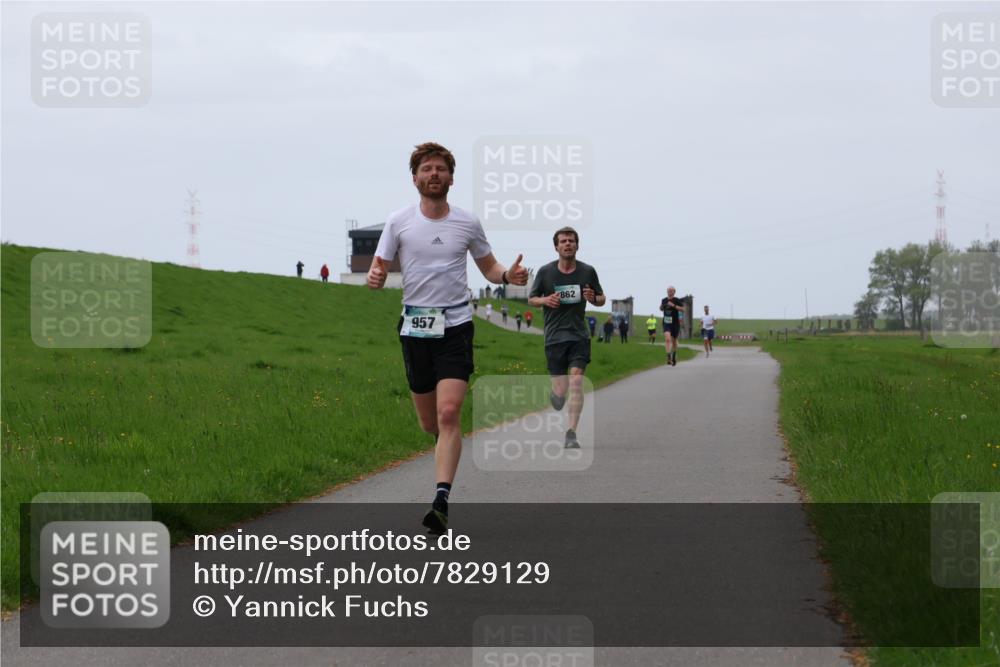 04.05.2025 - 8. Wedeler Halbmarathon Yannick Fuchs http://msf.ph/oto/7829129 04.05.2025 11:17:10 Laufen 957, 862 meine-sportfotos.de